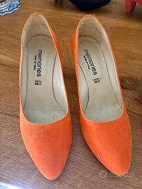 Decolte in camoscio arancio n. 38