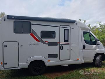 Camper seminteegrale