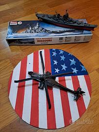 Modellino USS MISSOURI e Boeing AH-64 Apache