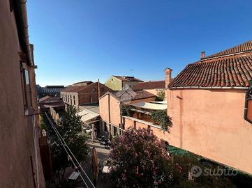 3 LOCALI A VENEZIA