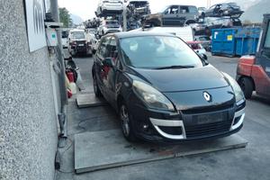 RENAULT SCENIC 1.9 TD 2010 F9QN8  PER RICAMBI