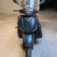 Piaggio Beverly 400 - 2024