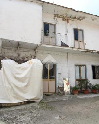 CASA DI CORTE A CASERTA