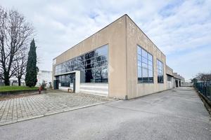 CAPANNONE A BORGO SAN GIACOMO