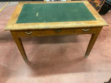 Tavolo tavola legno da restaurare un po 3 cassetti