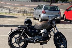 Moto Guzzi V75 Custom