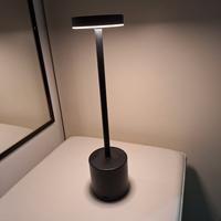 lampada da tavolo ricaricabile