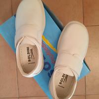 Scarpe professionali sanitarie Nuove