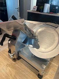Affettatrice professionale Omega 350 BF