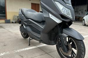 Scooter elettrico Jonway MJS-E