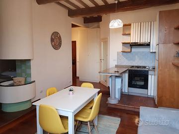 Ampio monolocale in centro storico