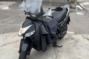 👉 Kymco Agility 125 – 2016 – 28.000 km Euro 3