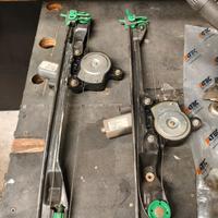 Alzavetro dx e sx completo di motorino