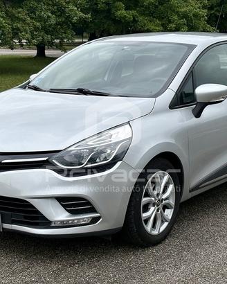 RENAULT Clio dCi 8V 90 CV EDC 5 porte Moschino Int