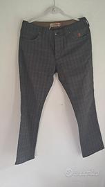 Pantaloni Jaggy