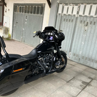 Harley davidson street glide