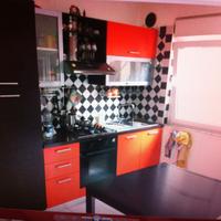 Cucina completa con frigo forno e piano cottura