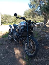 KIT CONVERSIONE  CAFE RACE PER YAMAHA XSR 700