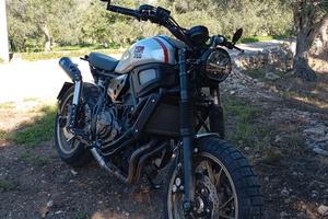KIT CONVERSIONE  CAFE RACE PER YAMAHA XSR 700