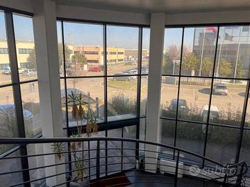 Immobile di 270 m² con 2 locali a Castel Guelfo di
