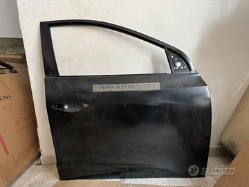 PORTA HYUNDAI IX35 2010 DISPONIBILE TUTTI I LATI A