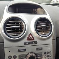 Bocchetta clima centrale OPEL CORSA D del 2011
