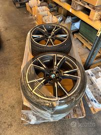 Pneumatici Michelin 245/35 ZR 19 e 255/35 ZR 19