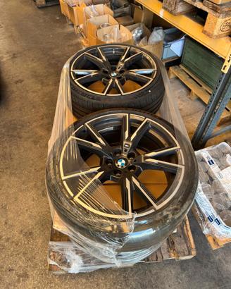 Pneumatici Michelin 245/35 ZR 19 e 255/35 ZR 19