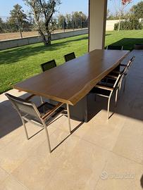 Tavolo  in legno rovere + gambe in ferro battuto