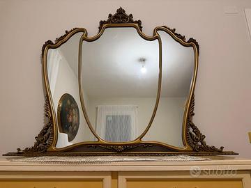 Specchiera classica tripla con cornice dorata