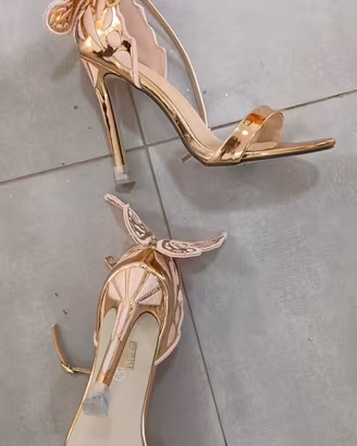 Sandali color oro con farfalle 🦋