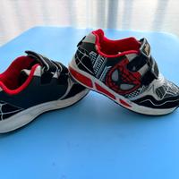 Scarpe spiderman bimbi numero 29