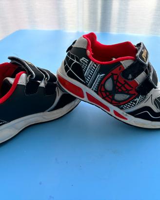 Scarpe spiderman bimbi numero 29