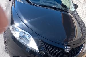 Lancia ypsilon Black&Noir 2020