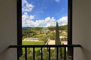 4 LOCALI A NOCERA UMBRA