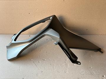 Carena laterale inferiore BMW R 1200 RT LC 14-18