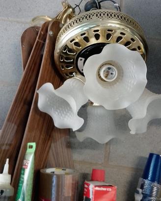 Ventilatore da soffitto vintage con lampadario