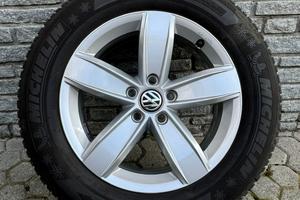 Cerchi  Volkswagen + gomme termiche 215/65/17
