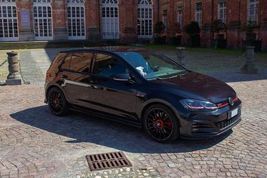 Volkwagen Golf GTI 7.5 Performance 245CV