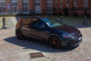 Volkwagen Golf GTI 7.5 Performance 245CV