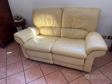 Coppia Divani in Pelle con Sedute Reclinabili