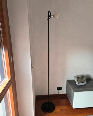 Lampada da terra nera 