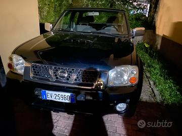 Nissan navara d22
