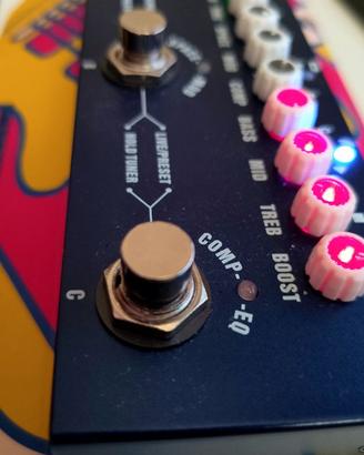 M-Vave Cube Baby Bass Preamp multiefeto per basso
