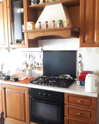 cucina in legno noce 