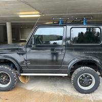 Suzuki SJ Samurai Santana