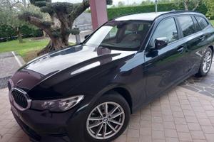 BMW 318D NERO