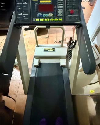 Tapis roulant Technogym