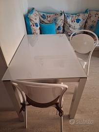 Tavolo bianco  con vetro - come nuovo 