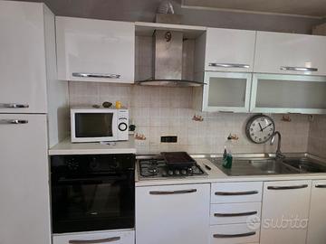 Cucina completa funzionante TRATTABILE 